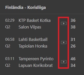 Exemplo de partidas do campeonato de basquete da Finlândia - Korisliiga indicando que estas partidas estão sendo transmitidas no site de apostas da Bet365.